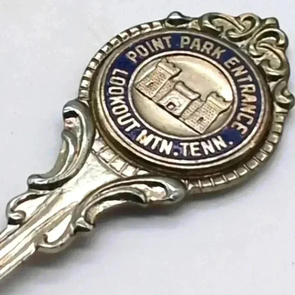 Lookout Mountain Point Park Entrance Tennessee Souvenir Engraved Spoon - Picture 1 of 4